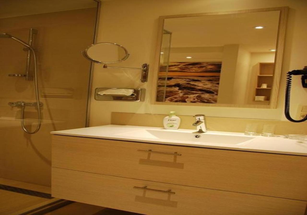 Hotel Rubens Де Хаан Екстериор снимка